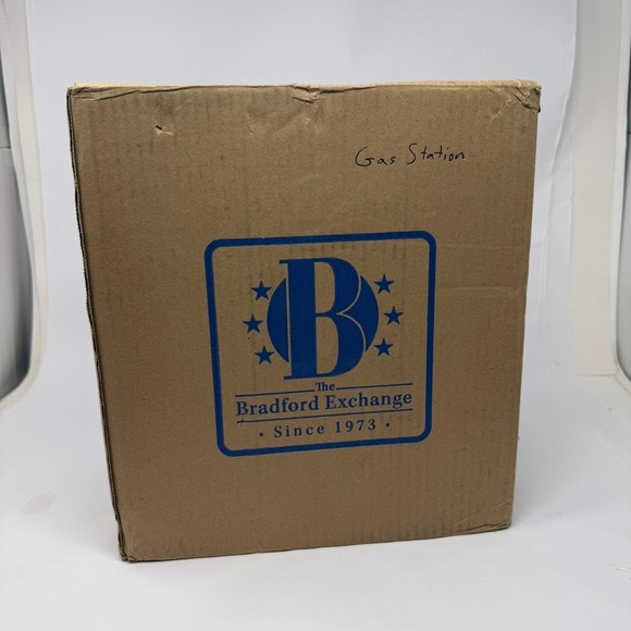 Hawthorne Village Route USA Illuminated Gas Station Sculpture 14-02395-001 A0954 - Picture 11 of 11